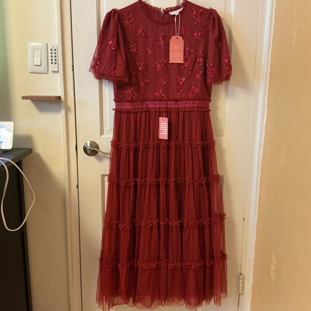Ivy City Co Burgundy Tiered Tulle Midi Dress with Floral Embroidery